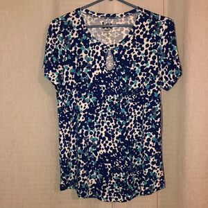 Lee M Spotted White Blue Teal Short Sleeve Tee